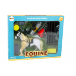 Figúrka koňa s príslušenstvom na česanie