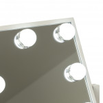 Zrkadlo na líčenie LED so žiarovkami USB 30x40cm