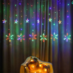 Vianočné svetielka - farebné snehové vločky, 138LED záves