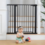 Bezpečnostná zábrana 74-105 cm na schody a dvere - čierna ECOTOYS Bezpečnostná zábrana 74-105 cm na schody a dvere - čierna ECOTOYS